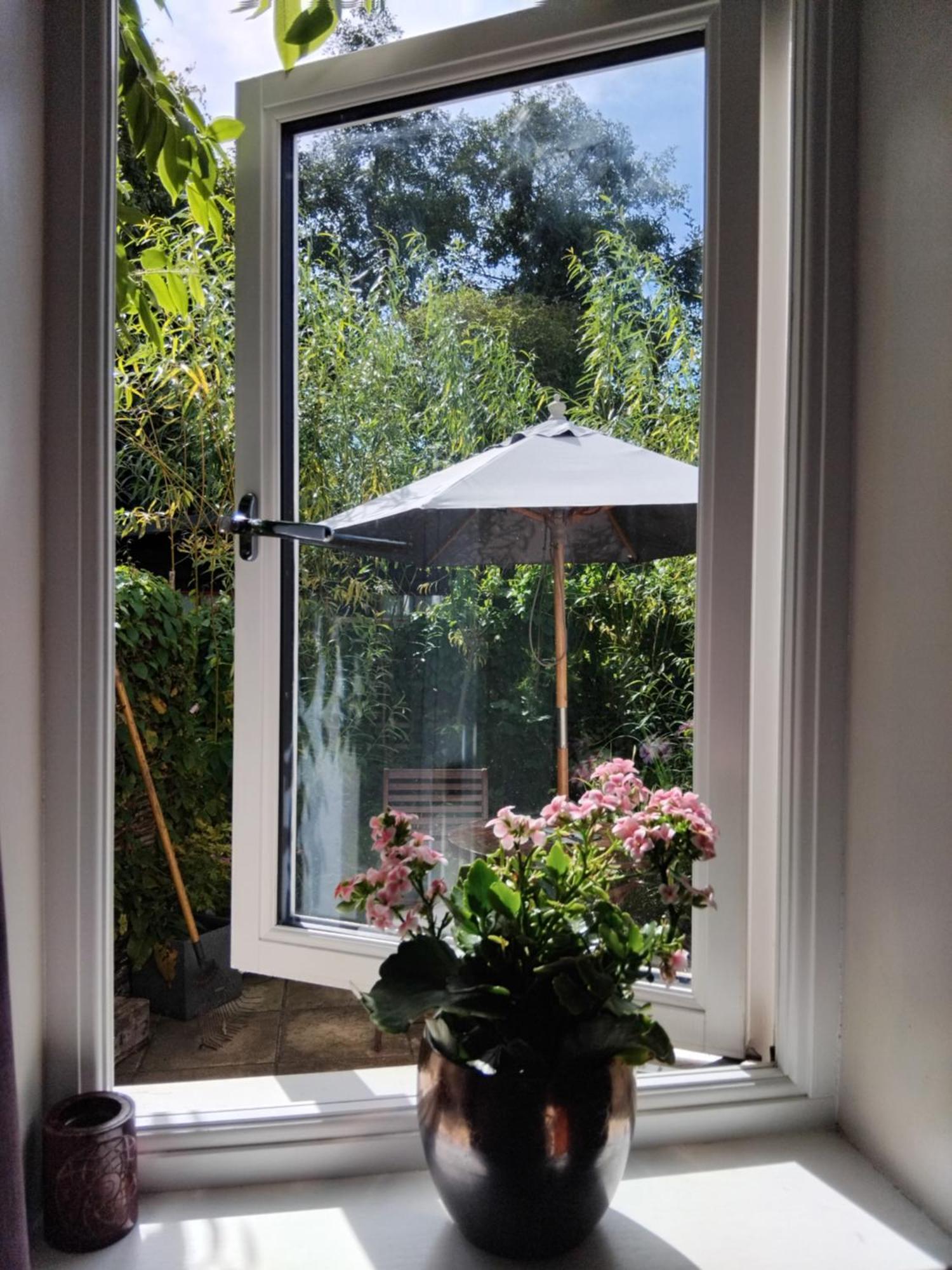 Post Office Row Apartment And Garden Crickhowell Esterno foto