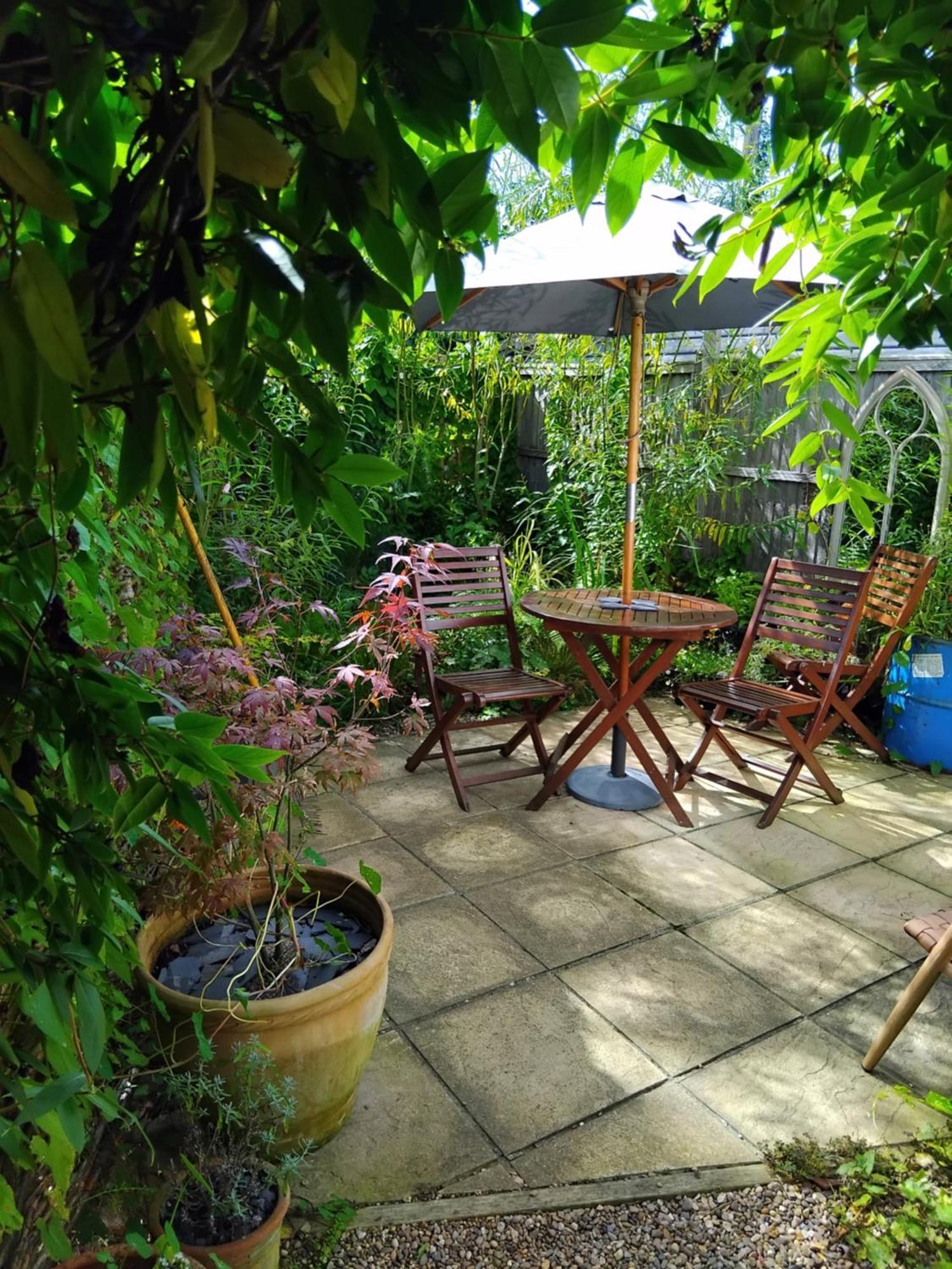 Post Office Row Apartment And Garden Crickhowell Esterno foto